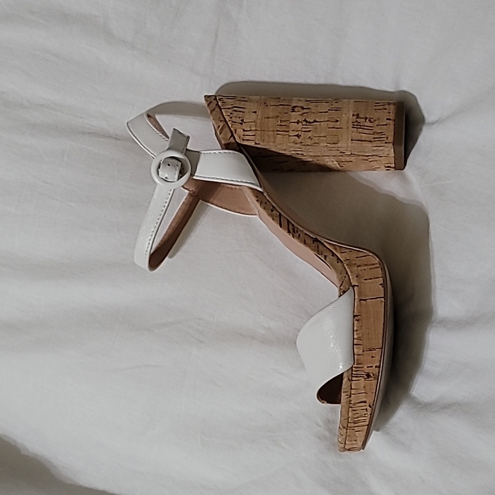 Chelsea & Violet Sandals